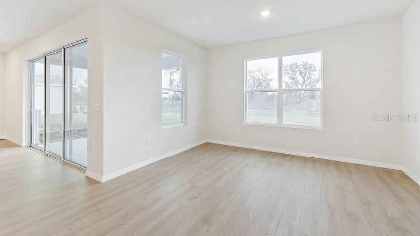 1820 Vandalia Pl Property Photo 6