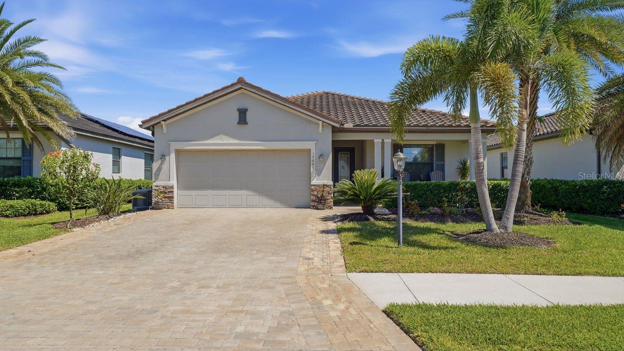 17007 Blue Ridge Pl Property Photo 1