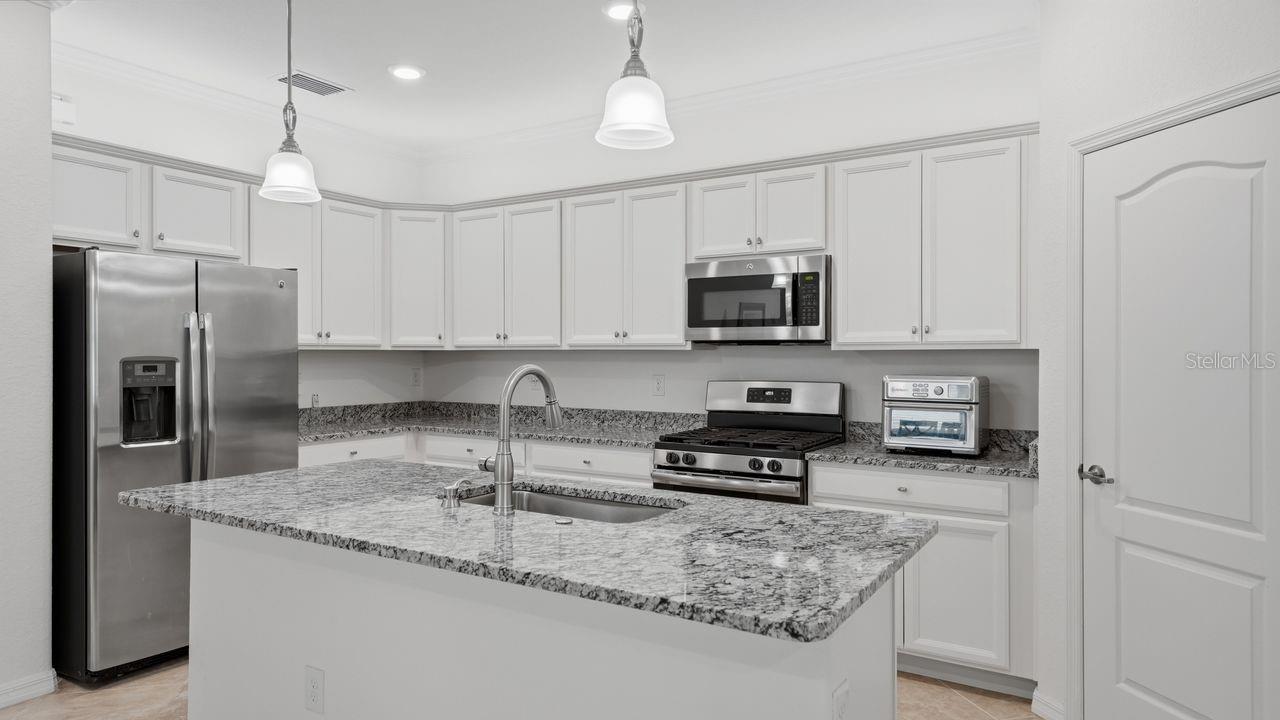 17007 Blue Ridge Pl Property Photo 11