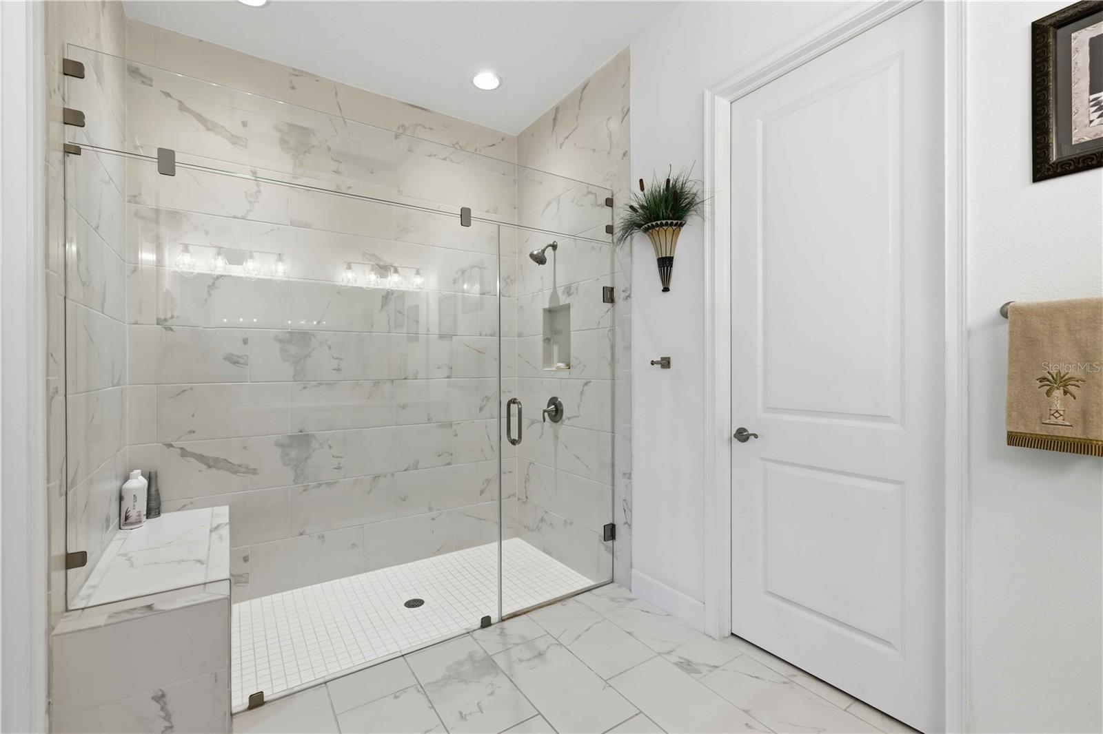 2410 Starwood Ct Property Photo 36