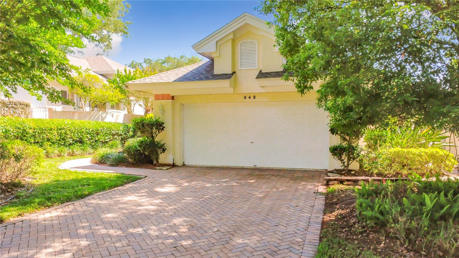 848 CREPE MYRTLE CIR Property Photo 1