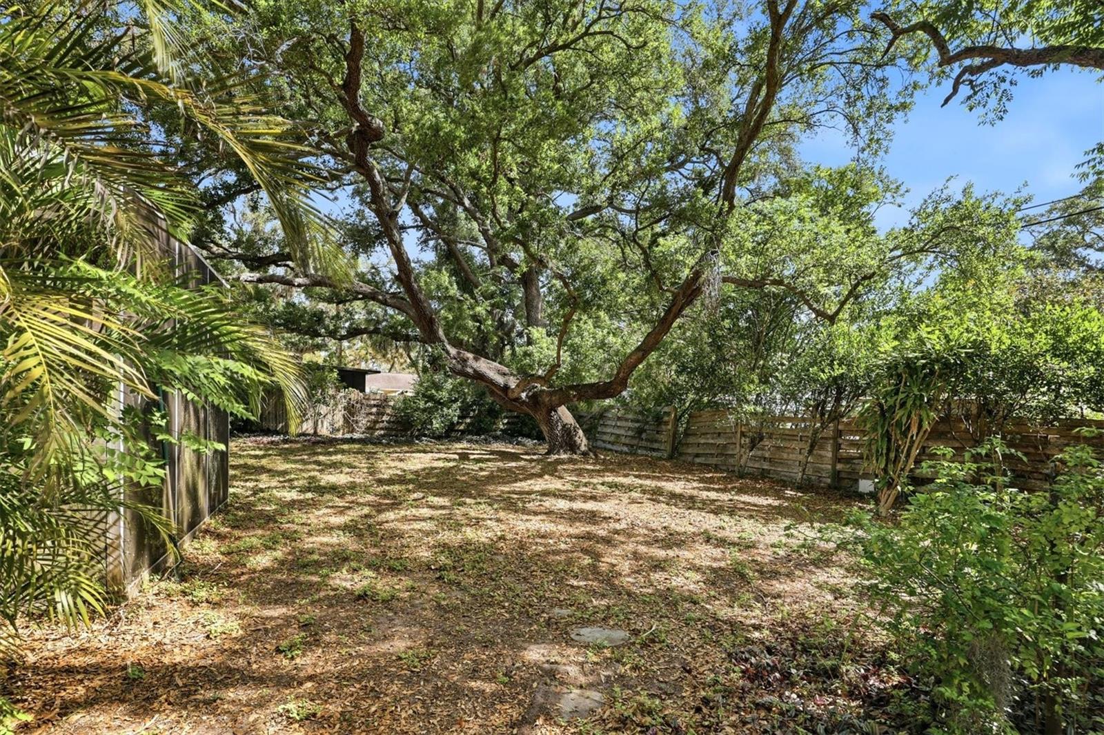 4003 Booth Pl Property Photo 18