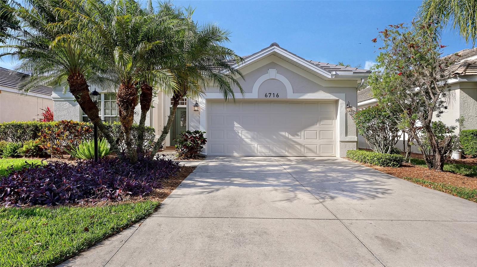 6716 Spring Moss Pl Property Photo 2