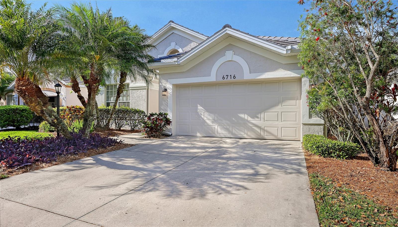 6716 Spring Moss Pl Property Photo 3