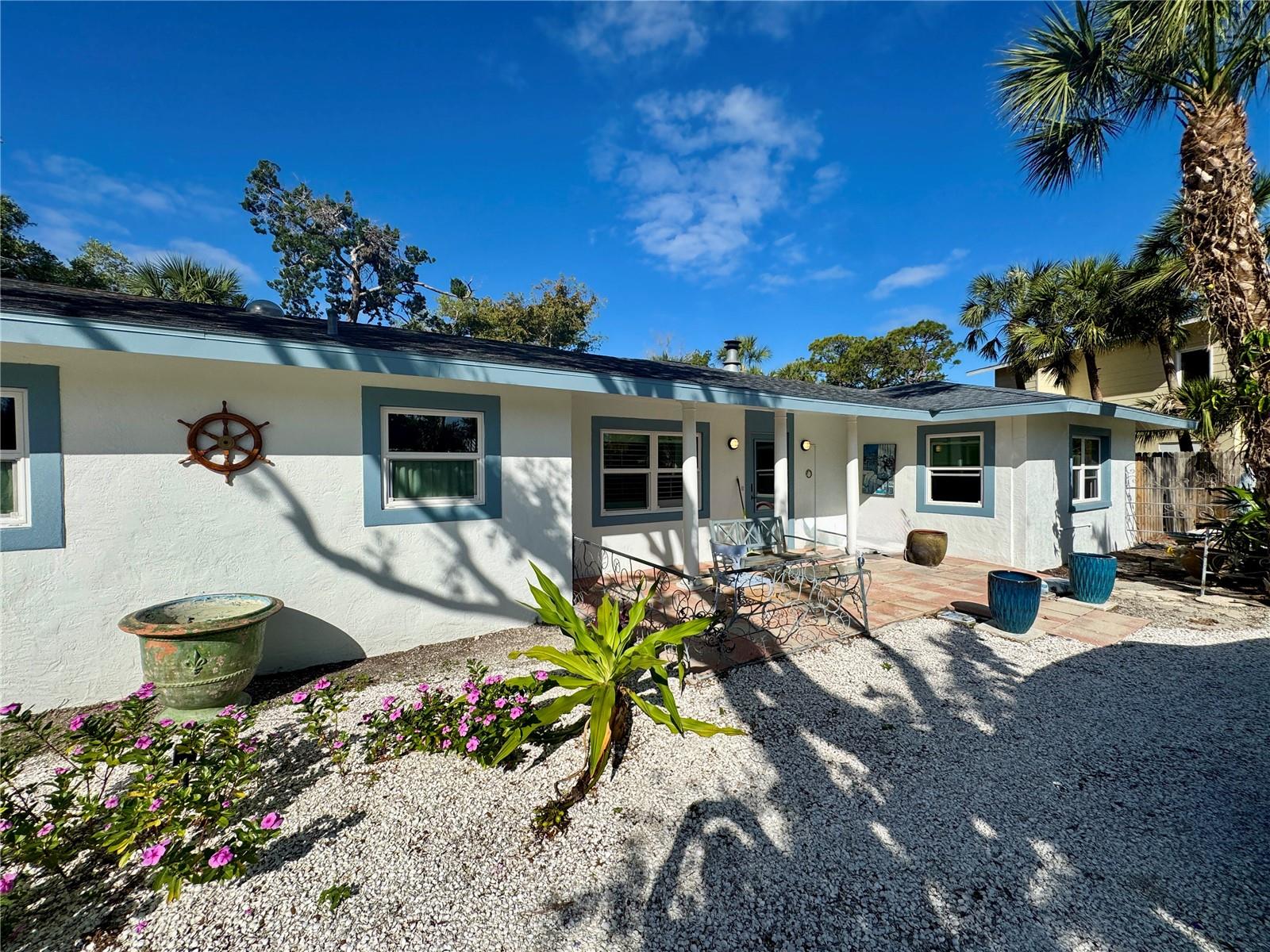 7372 MELALEUCA WAY Property Photo 1