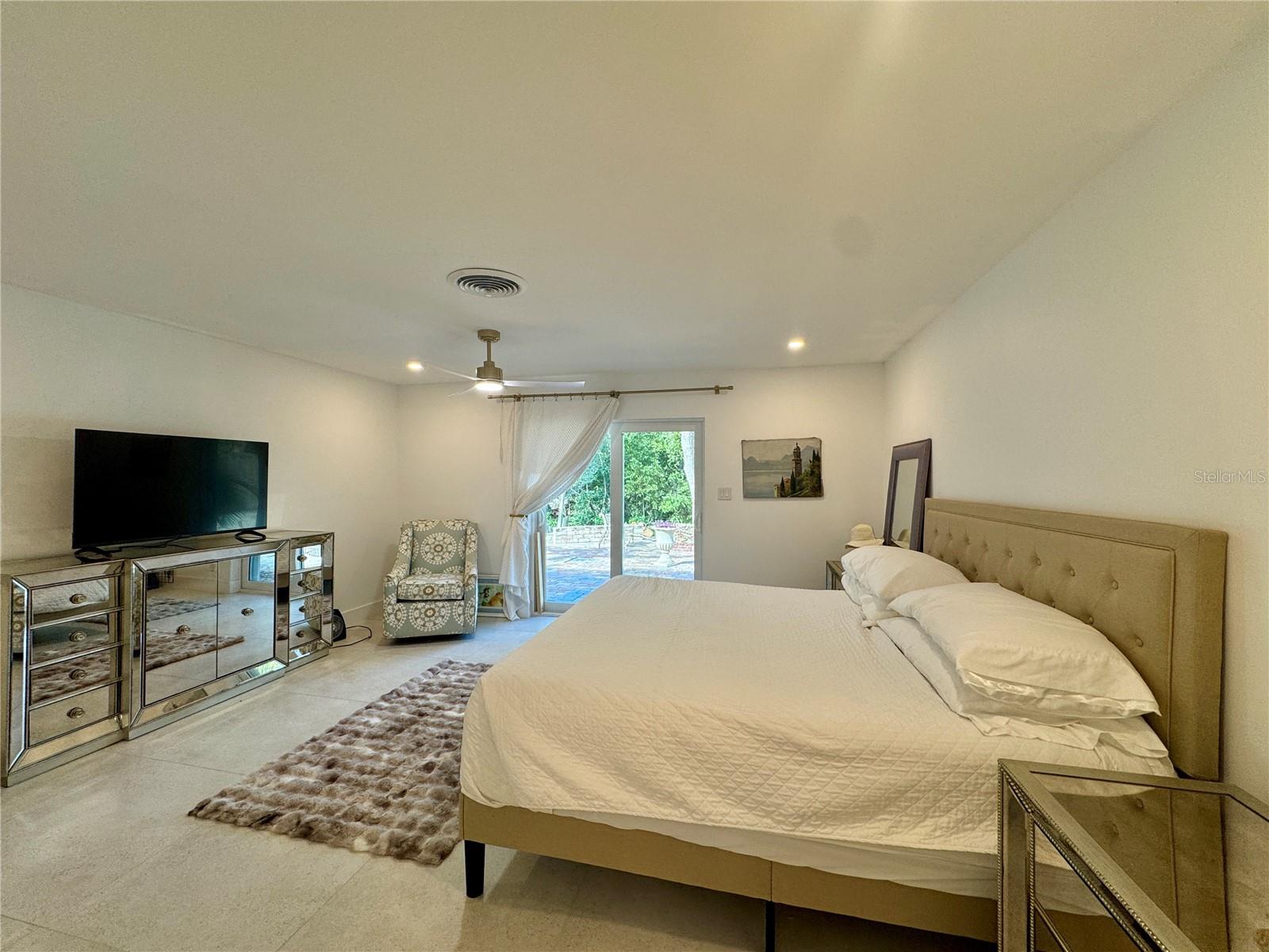 7372 Melaleuca Way Property Photo 13