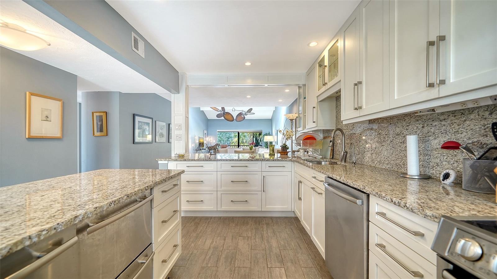 1601 Pelican Point Dr #ha212 Property Photo 15
