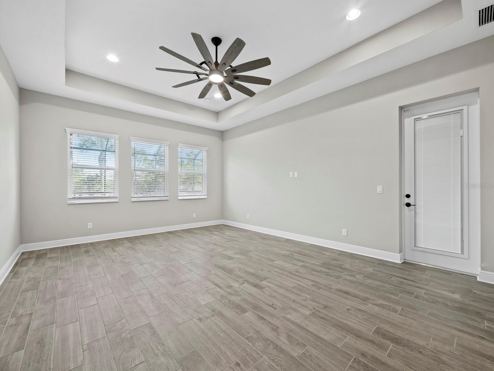 6129 Lungo Lago Dr Property Photo 31