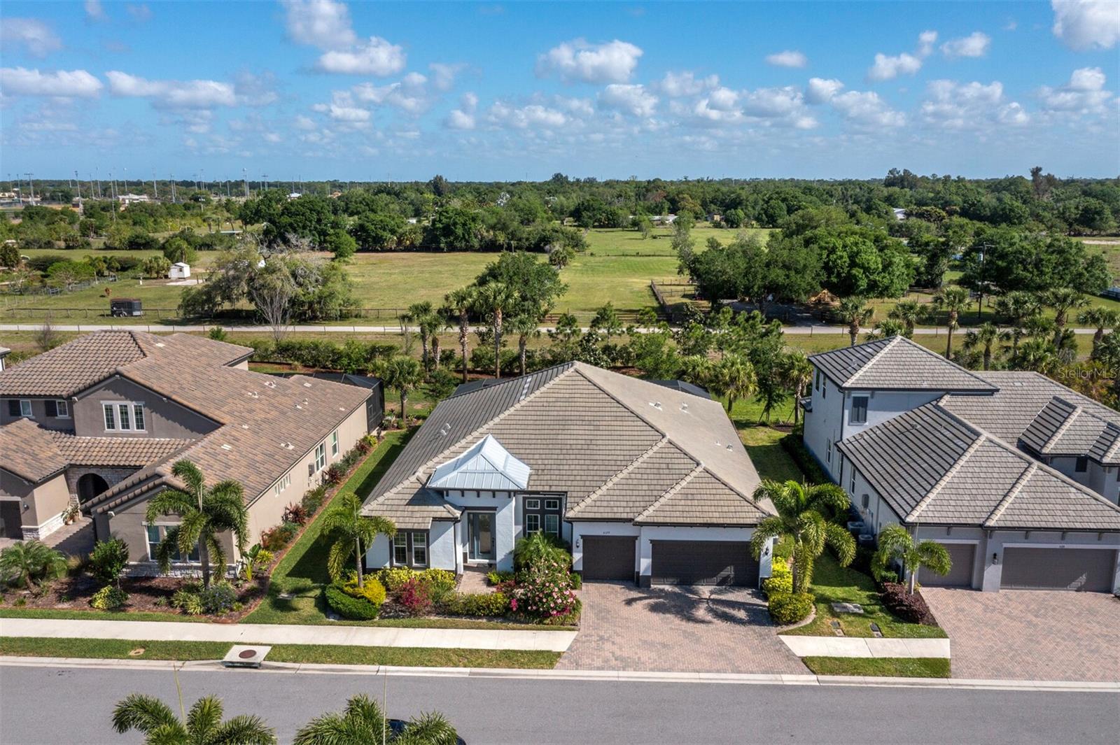 6129 Lungo Lago Dr Property Photo 45