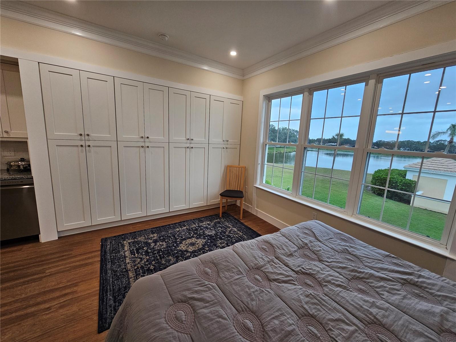 51 Mac Ewen Dr #14 Property Photo 5