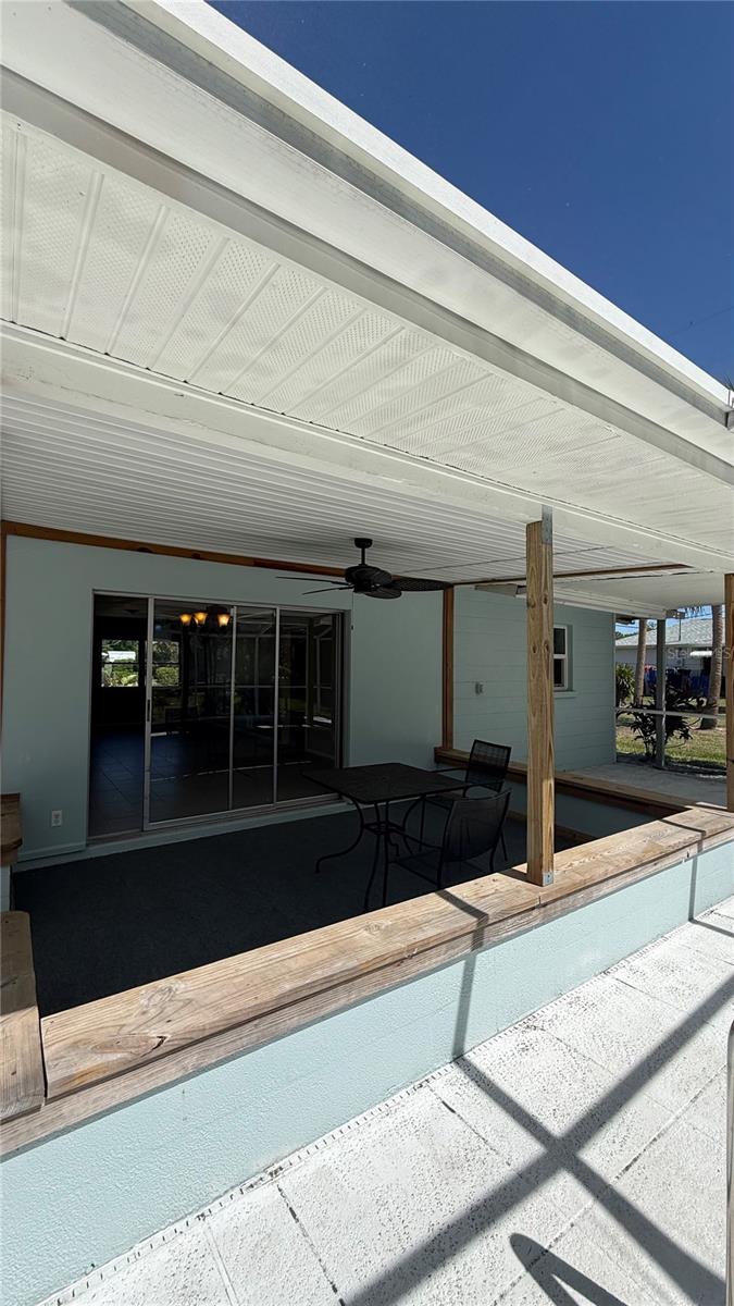 491 S Venice Blvd Property Photo 16