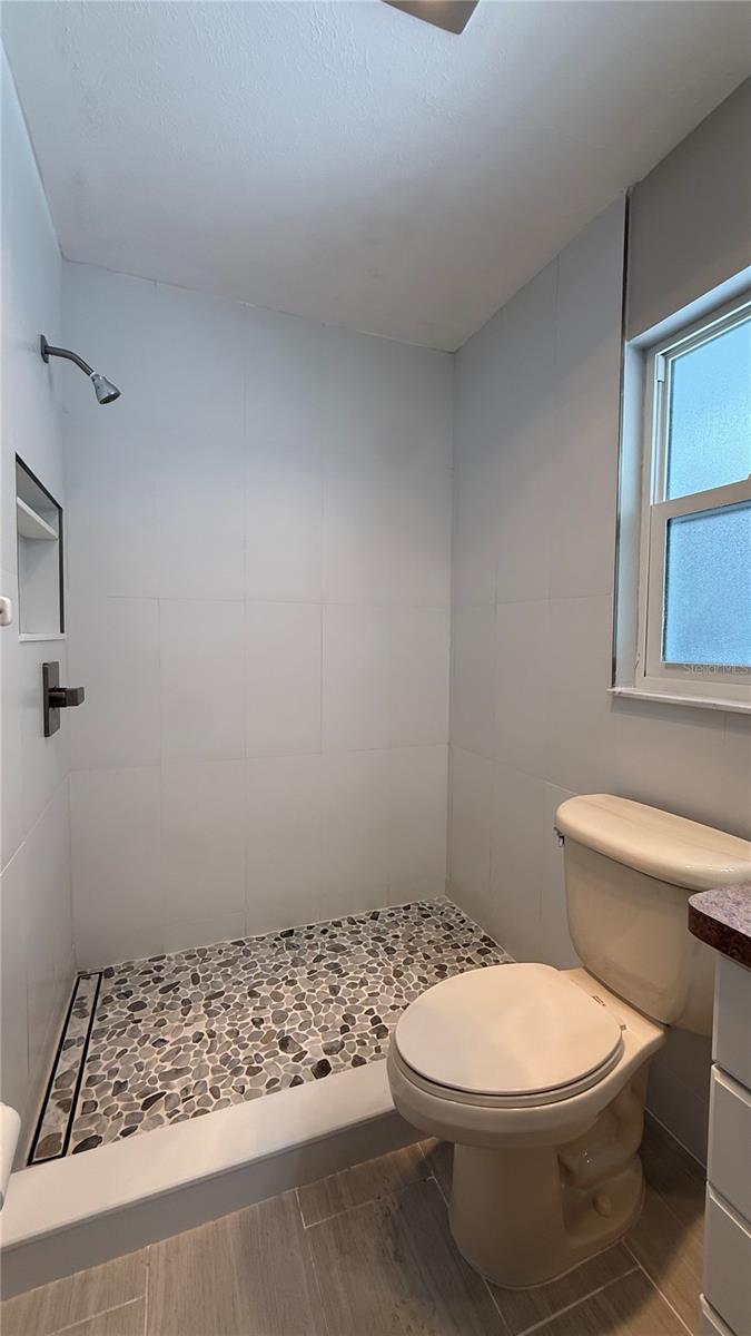 491 S Venice Blvd Property Photo 21