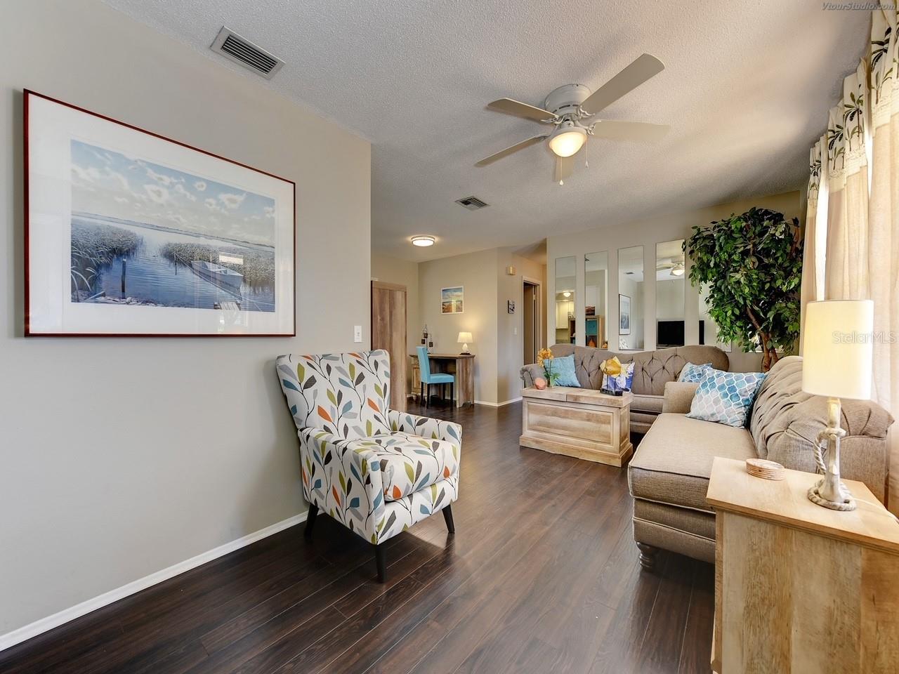301 Avenida Madera #b Property Photo 3