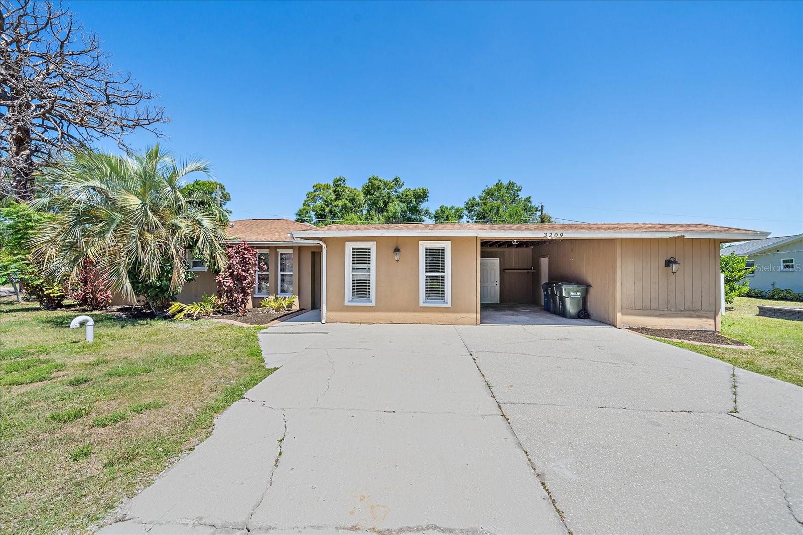 3209 Ashton Rd Property Photo 2
