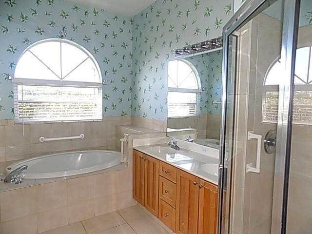 4641 Samoset Dr Property Photo 9