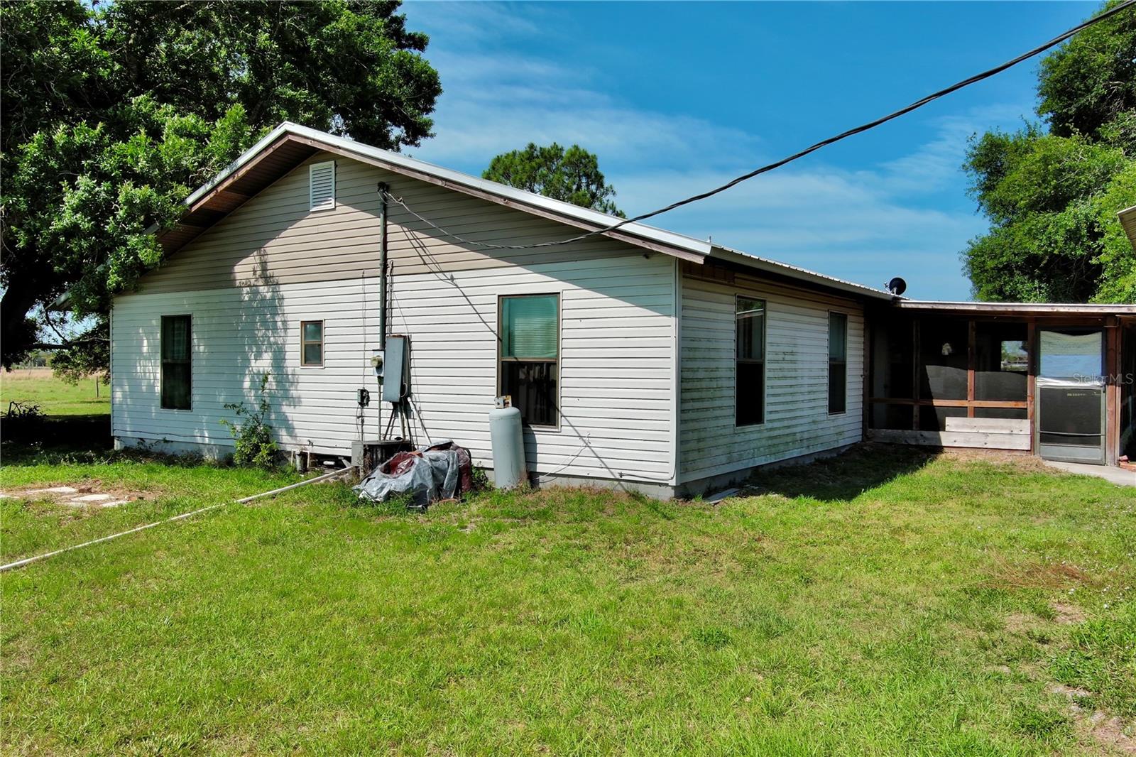 15610 State Road 62 Property Photo 7