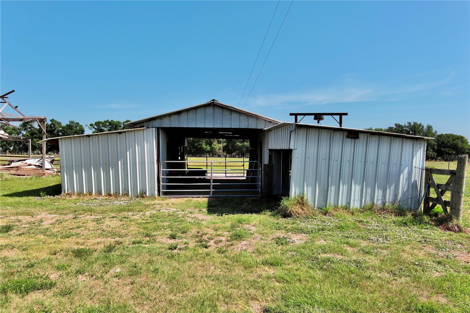 15610 State Road 62 Property Photo 8