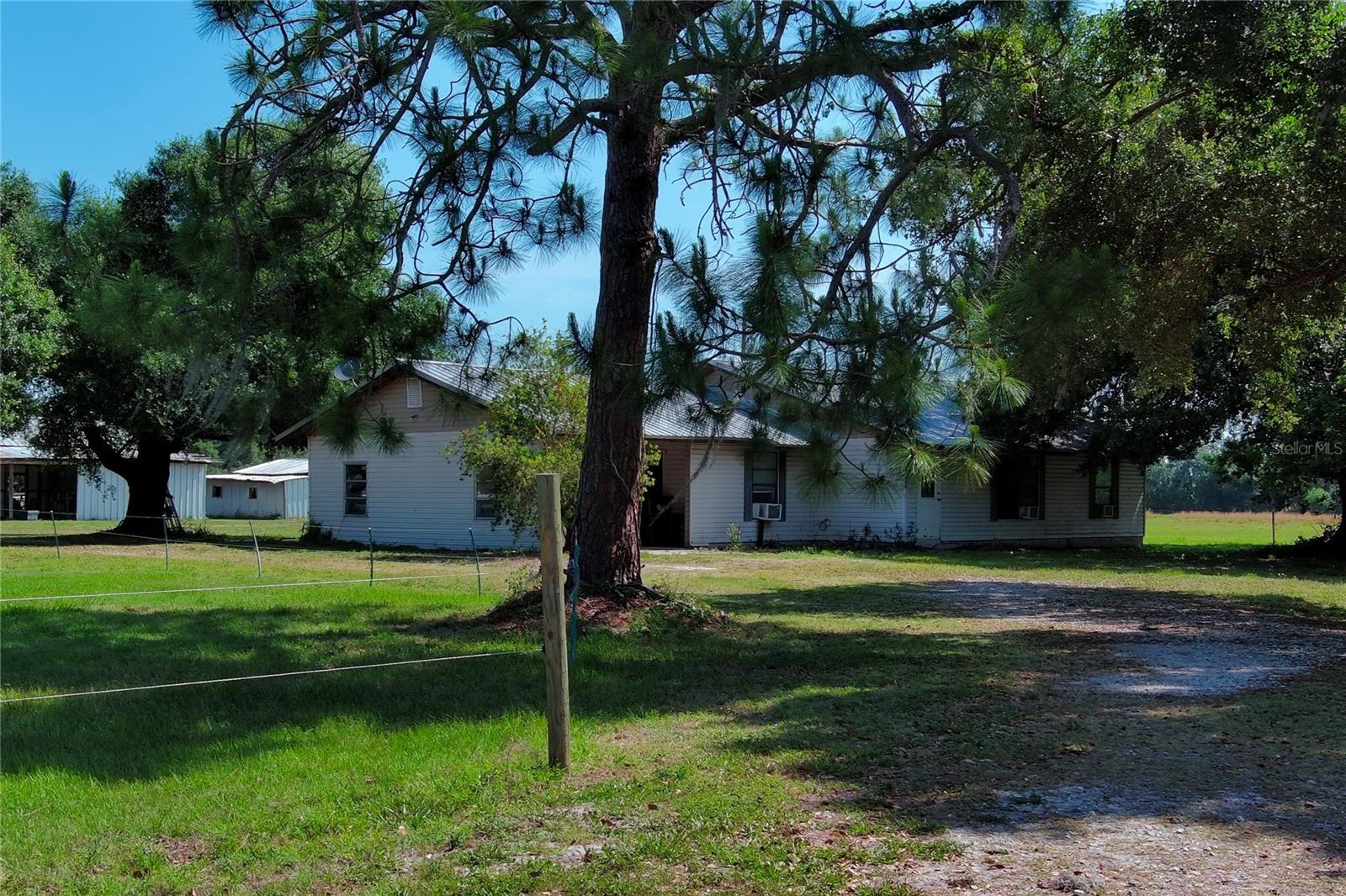 15610 State Road 62 Property Photo 28