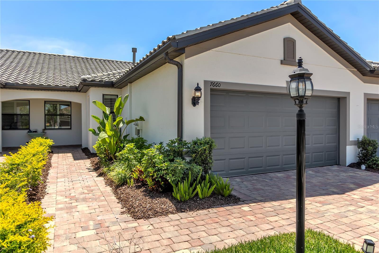 7660 Summerland Cv Property Photo 4