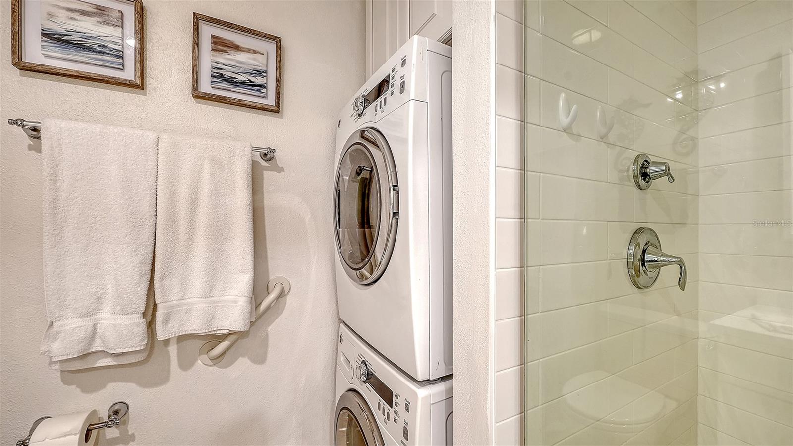 51 Macewen Dr #12 Property Photo 22
