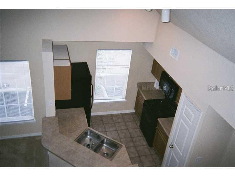 5581 Rosehill Rd ## 203 Property Photo 6