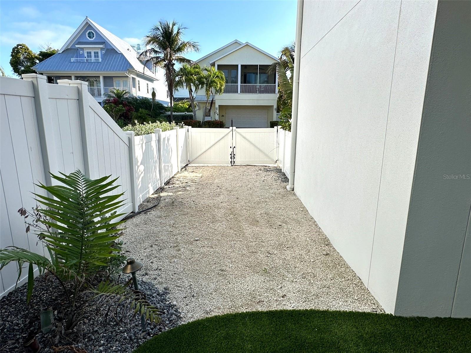 416 Alamanda Rd Property Photo 93