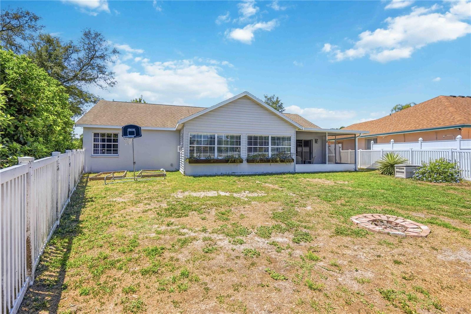4851 Hamlets Grove Dr Property Photo 46