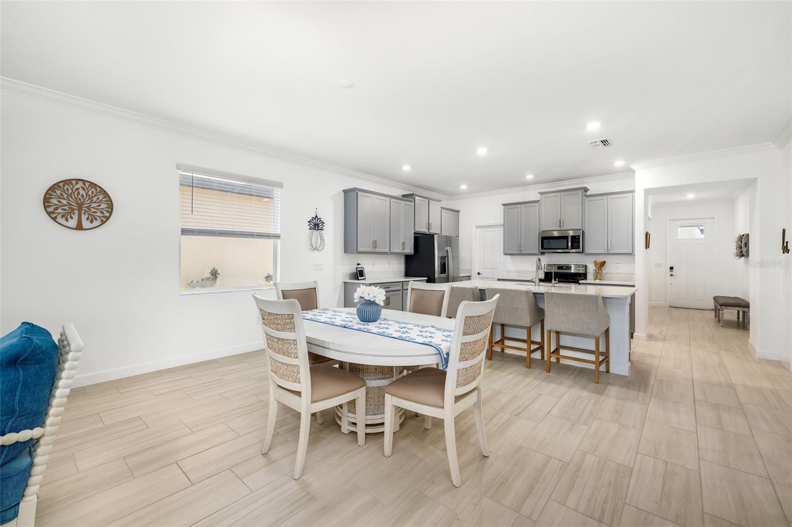 14281 17th Ct E Property Photo 4