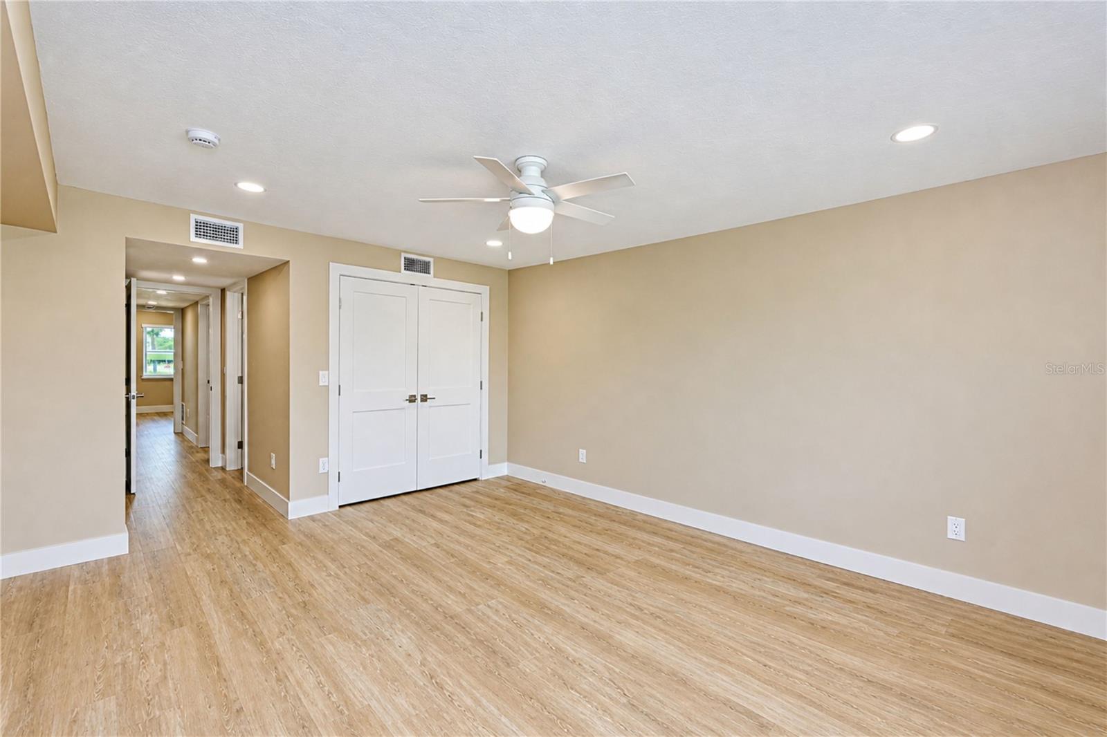4857 Independence Dr Property Photo 20