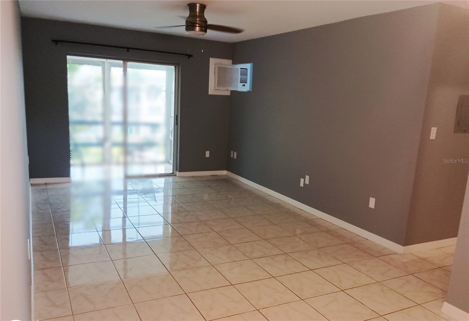 1875 Sunny Dr #g32 Property Photo 3