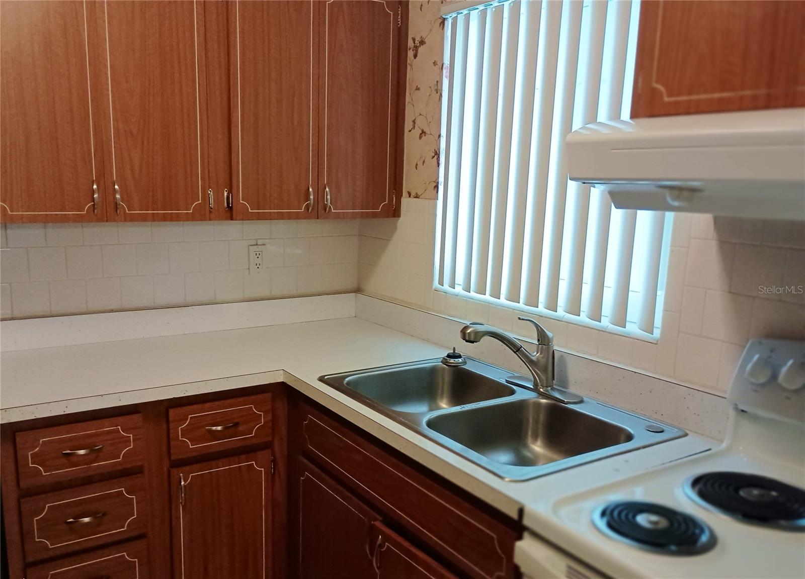 1875 Sunny Dr #g32 Property Photo 5