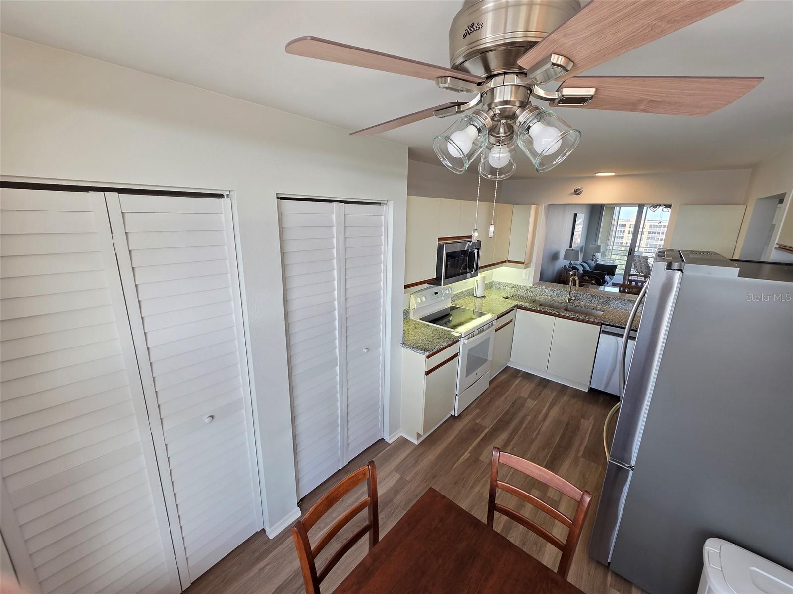 4460 Fairways Blvd #606 Property Photo 5