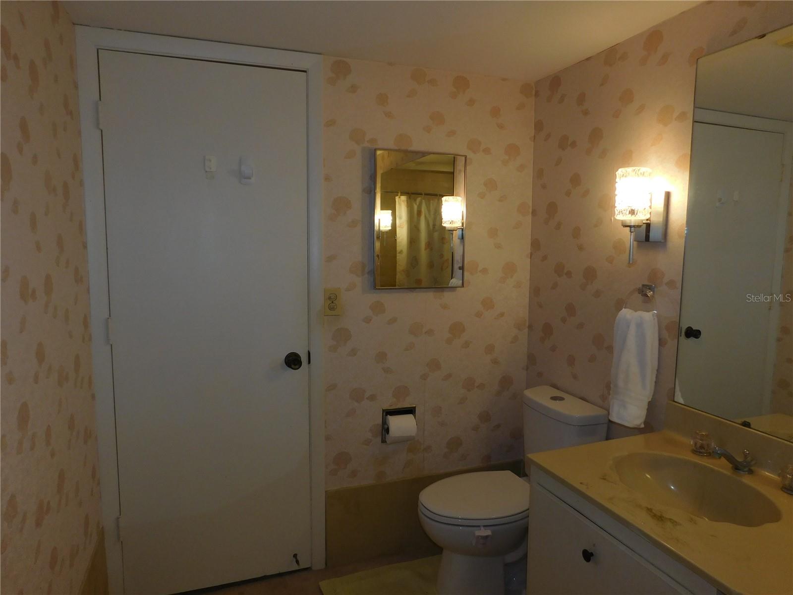 5400 34th St W #l5 Property Photo 33