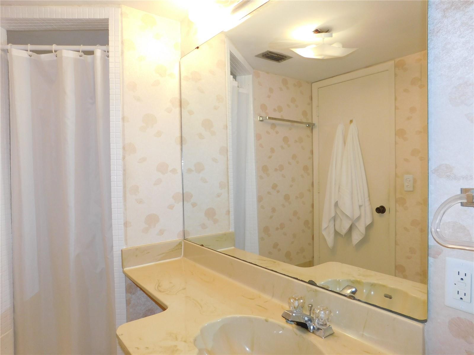 5400 34th St W #l5 Property Photo 40