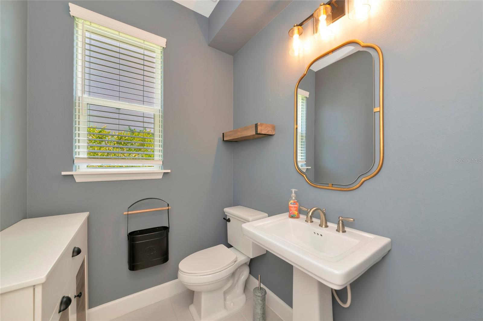 10187 Milky Way Cir Property Photo 5