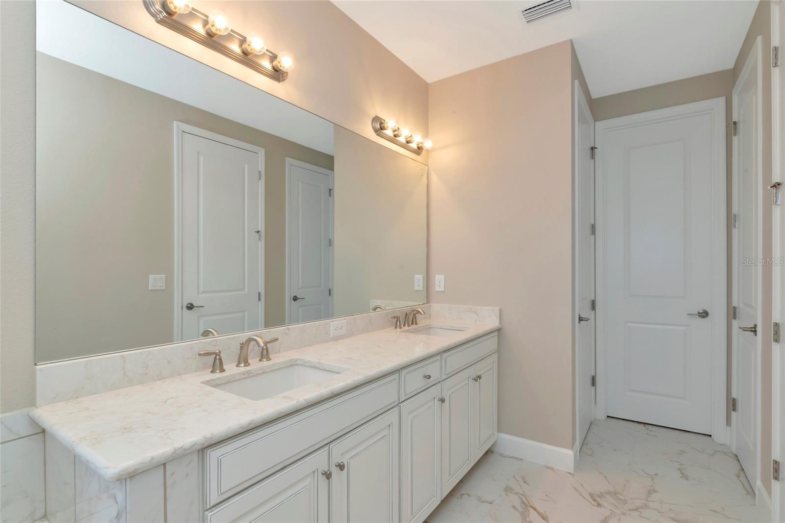 10187 Milky Way Cir Property Photo 35