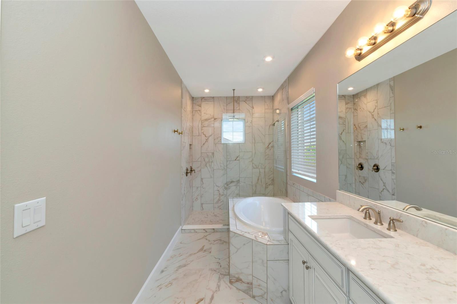 10187 Milky Way Cir Property Photo 36
