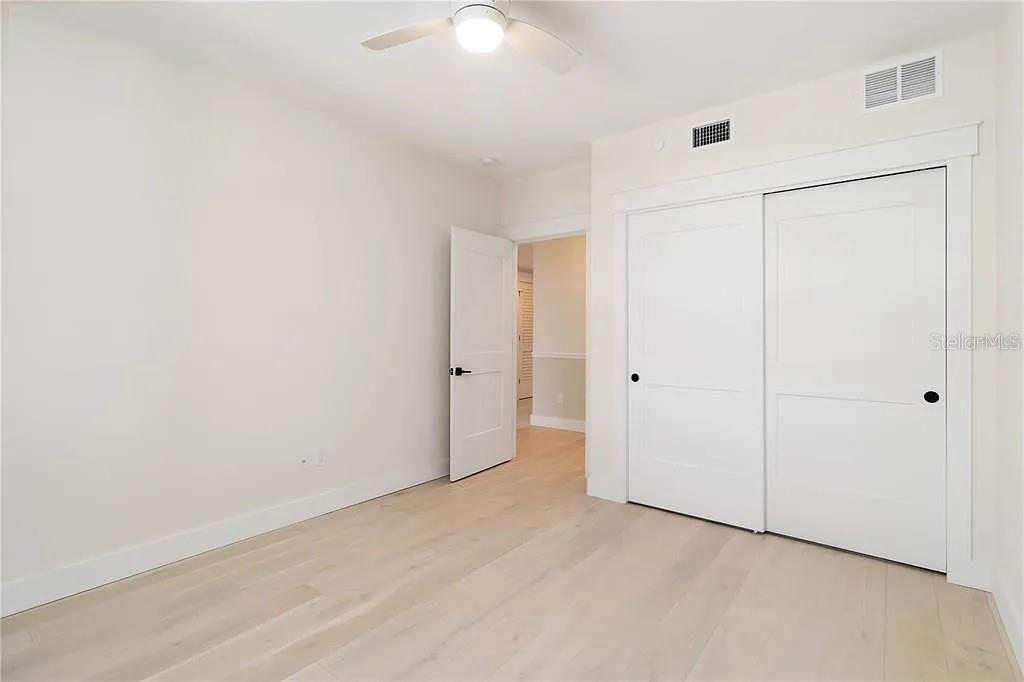 280 Hidden Bay Dr #302 Property Photo 24