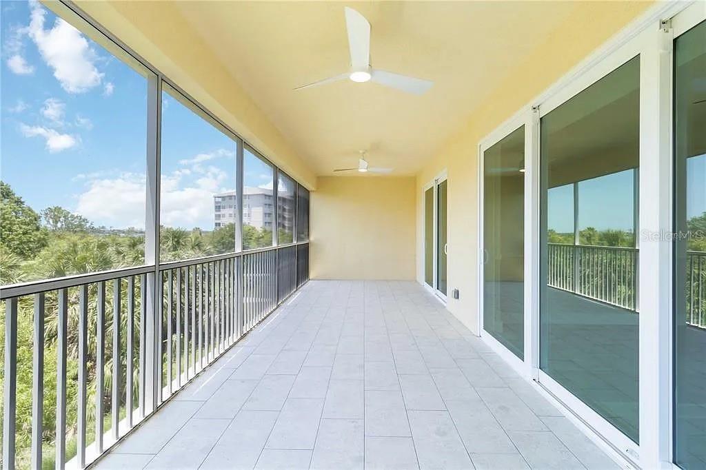 280 Hidden Bay Dr #302 Property Photo 29