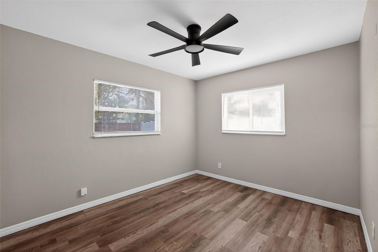 1081 55th Ter S Property Photo 6