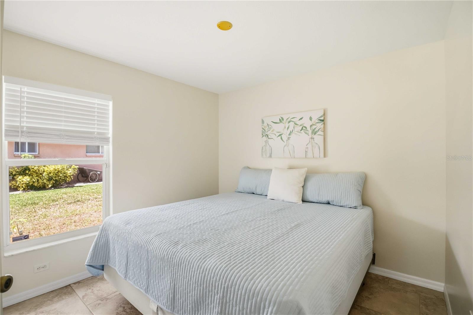 6228 38th St E Property Photo 17