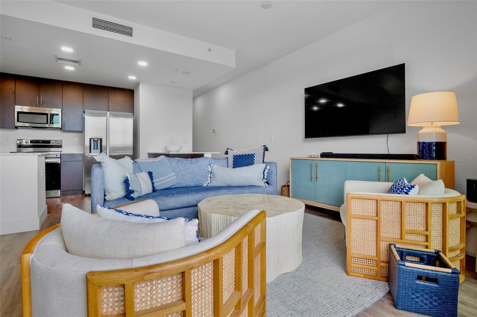 1709 N Tamiami Trl #416 Property Photo 5