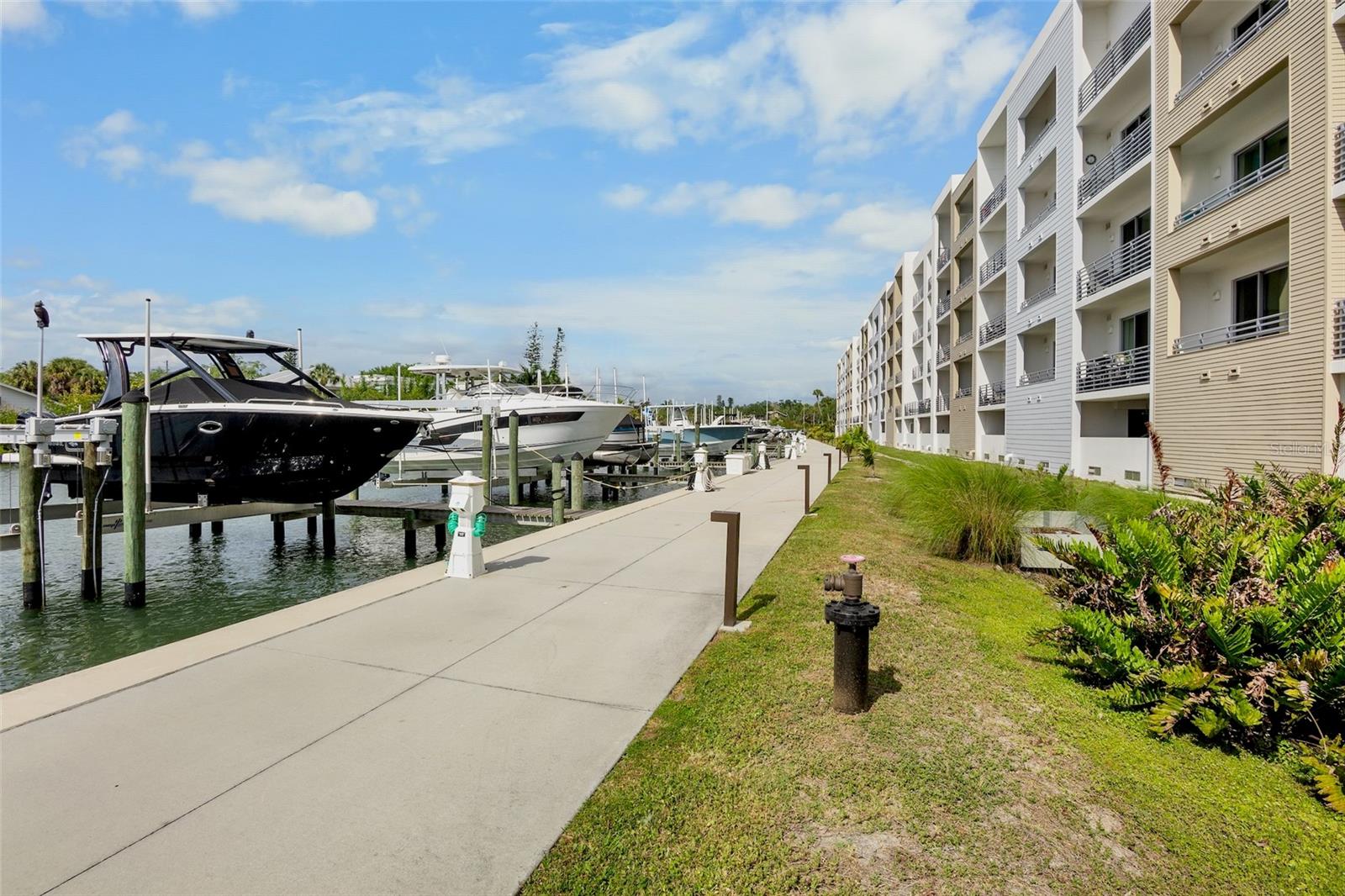 1709 N Tamiami Trl #416 Property Photo 32