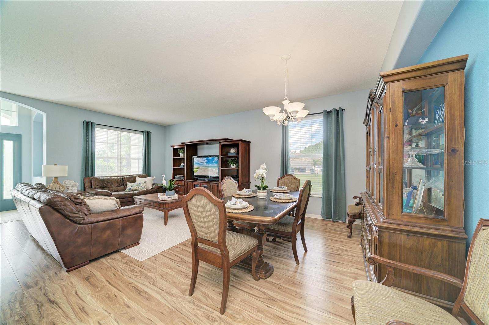 9035 Willowbrook Cir Property Photo 12