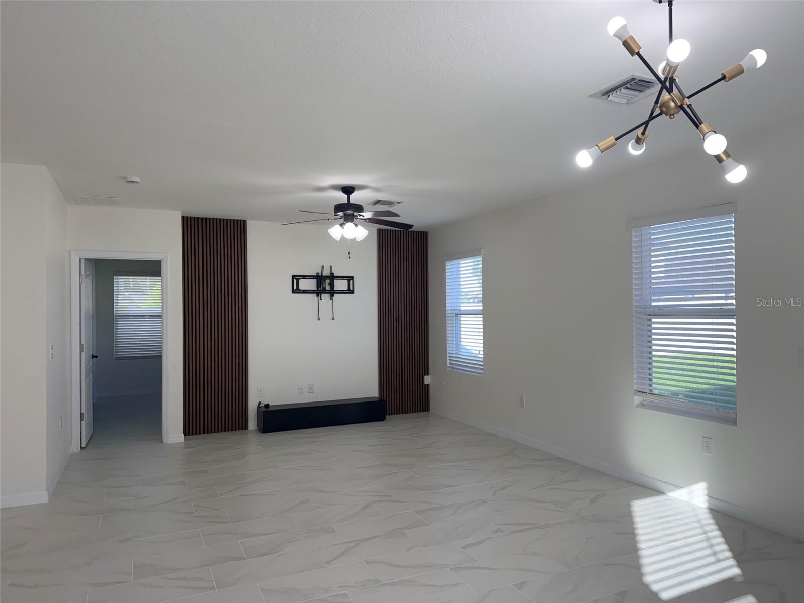 15517 Rose Grove Dr Property Photo 7