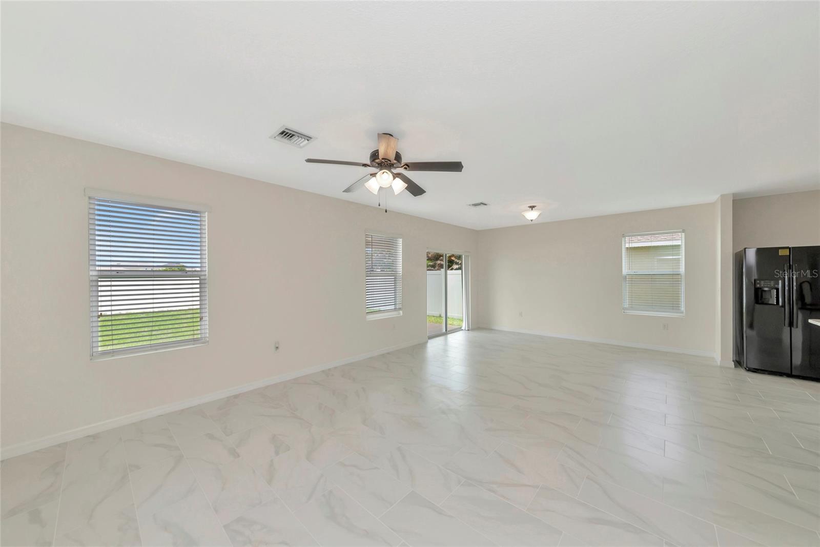 15517 Rose Grove Dr Property Photo 9