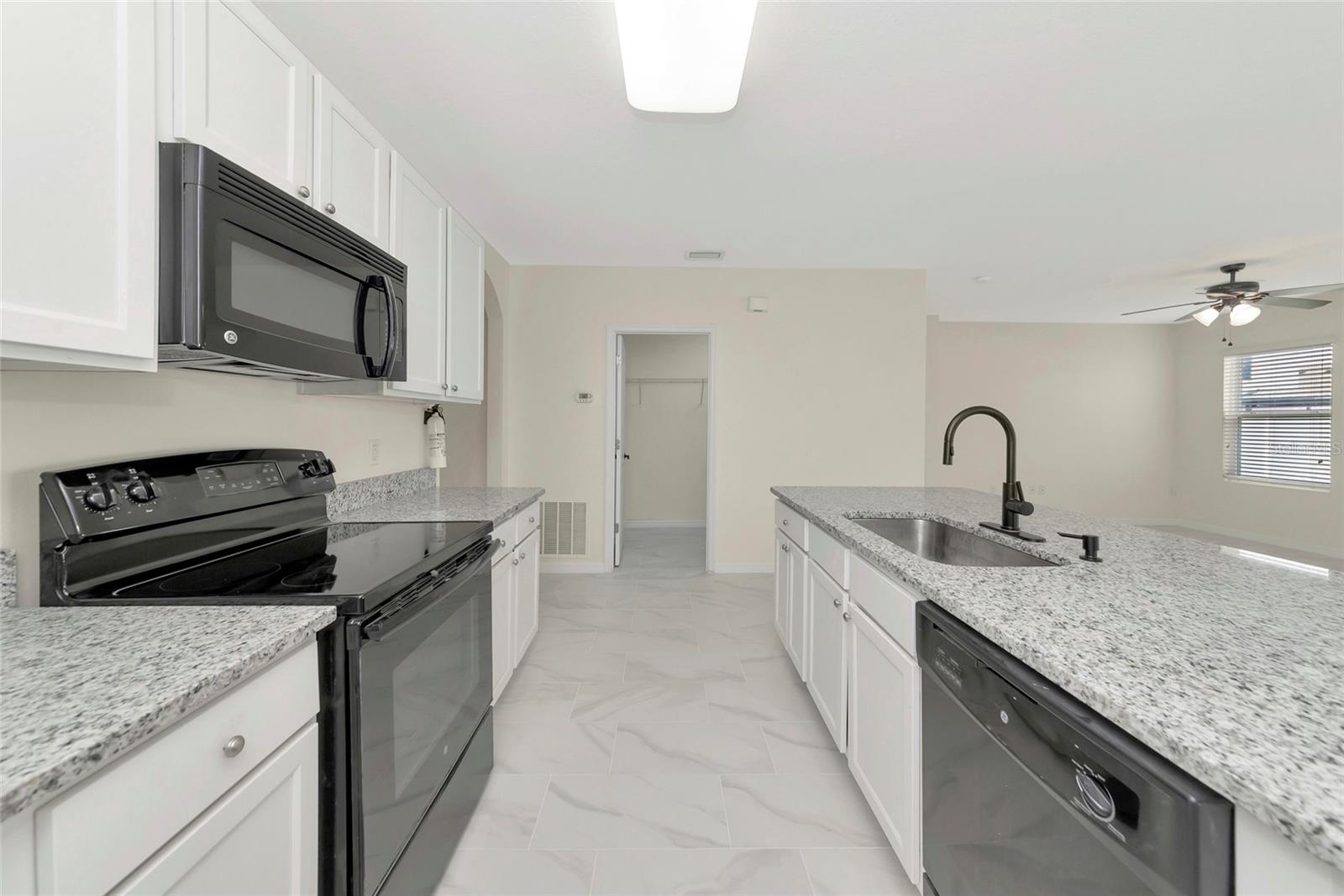 15517 Rose Grove Dr Property Photo 10