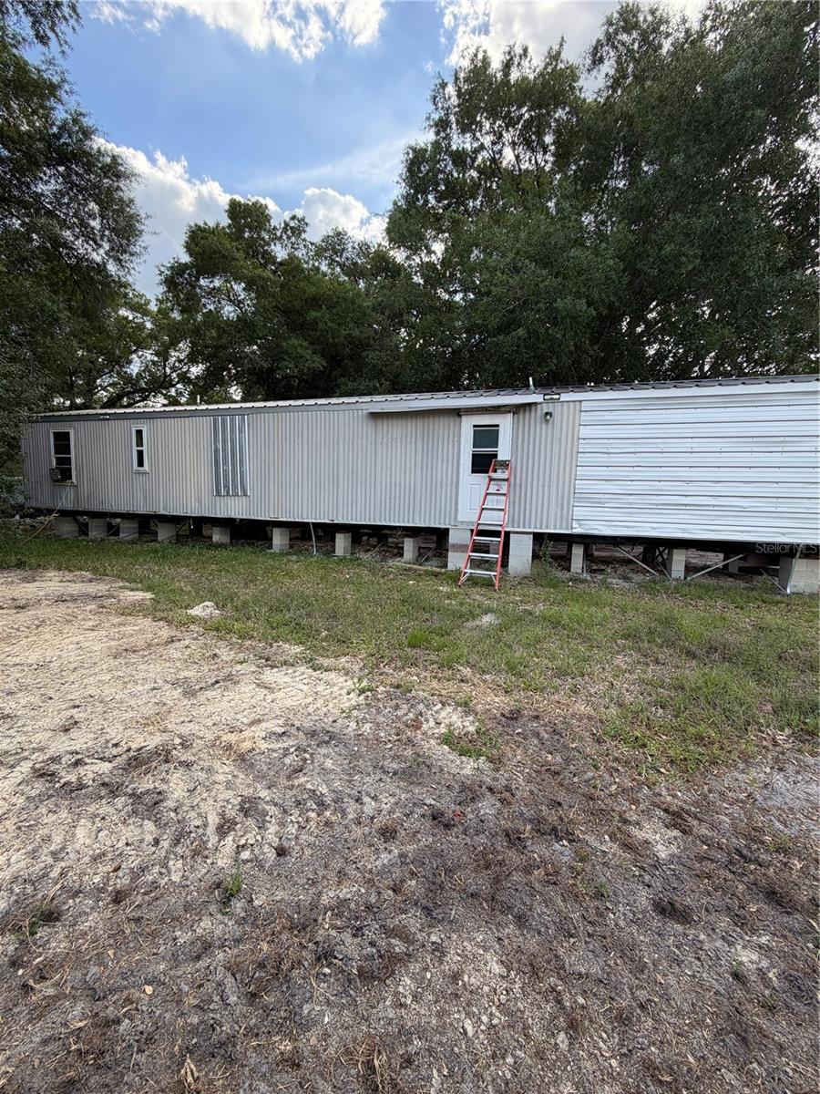 1059 NE SUGAR BABE RD