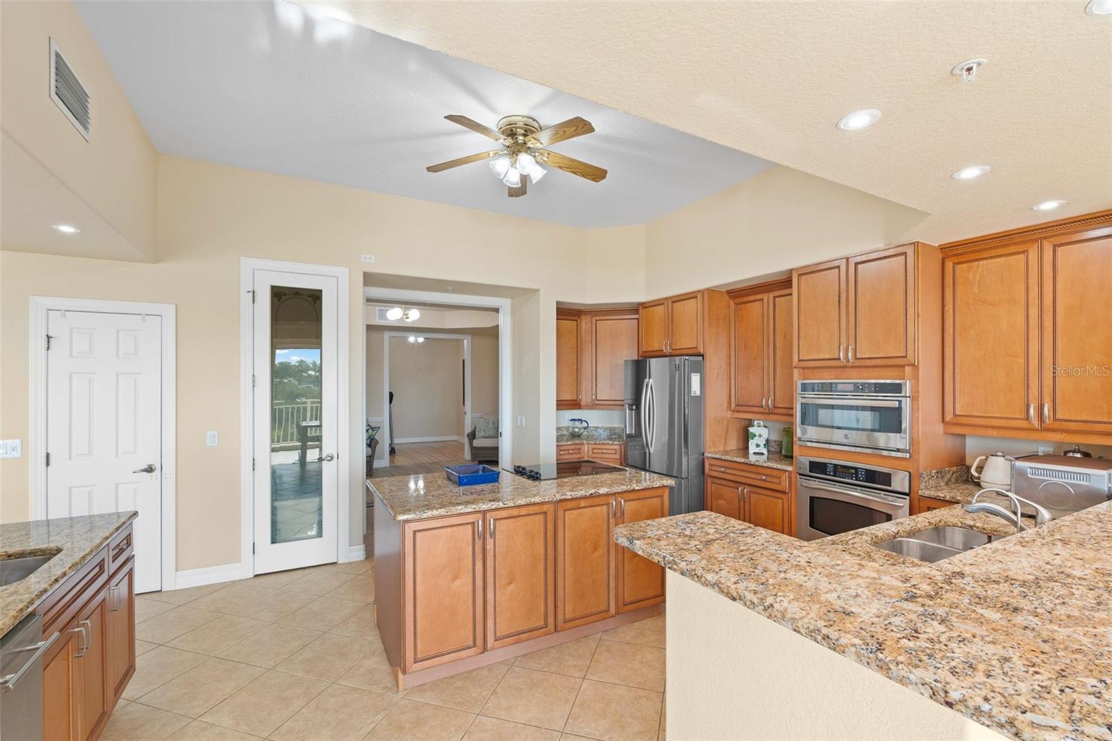 6100 Jessie Harbor Dr #202 Property Photo 29