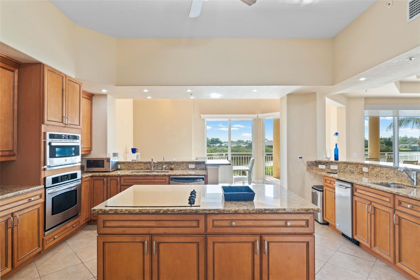 6100 Jessie Harbor Dr #202 Property Photo 32